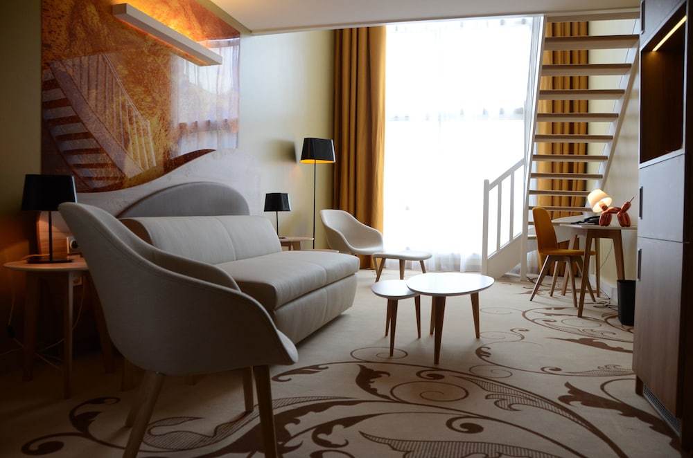 Holiday Inn Reims Centre 59/65