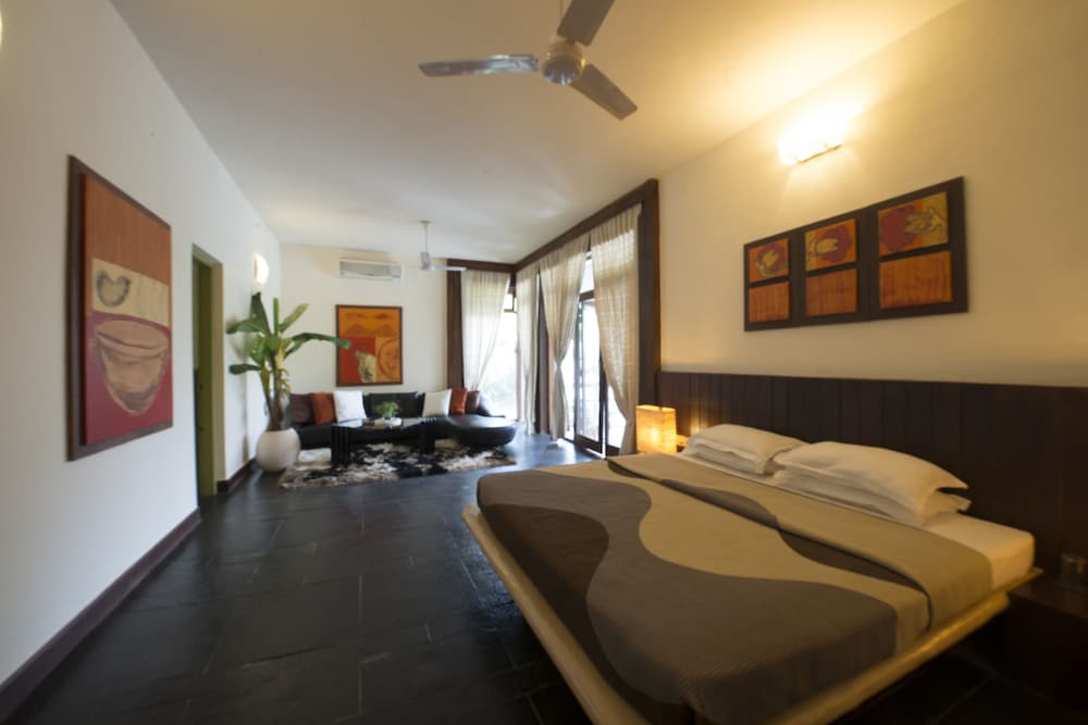 CASA COLVALE 12/50