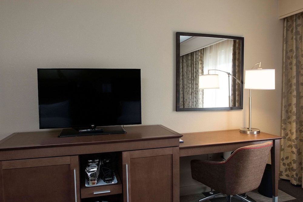 Hampton Inn & Suites Boone 54/55