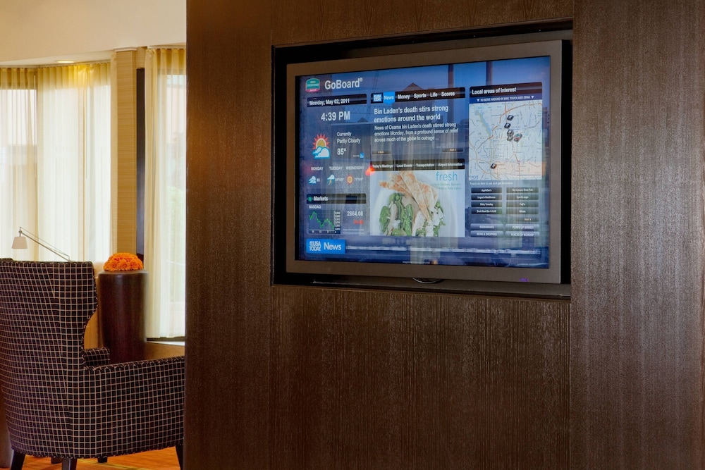 Courtyard By Marriott Columbus 25/71