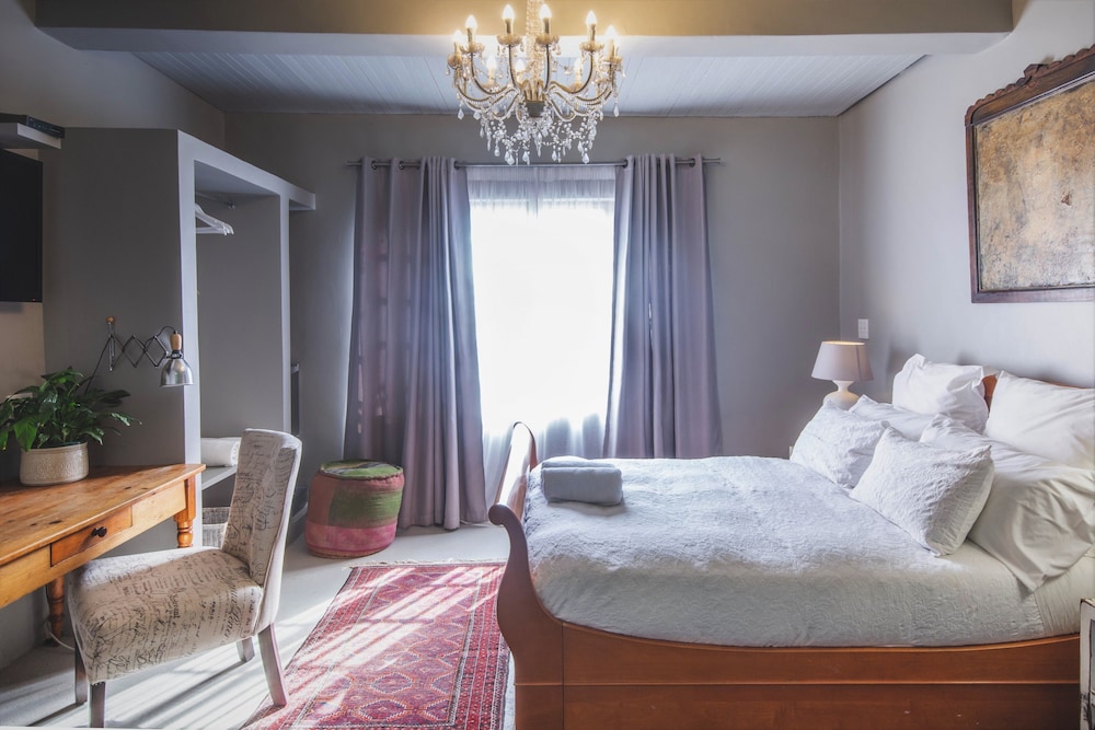 SUPERIOR, DOUBLE BED