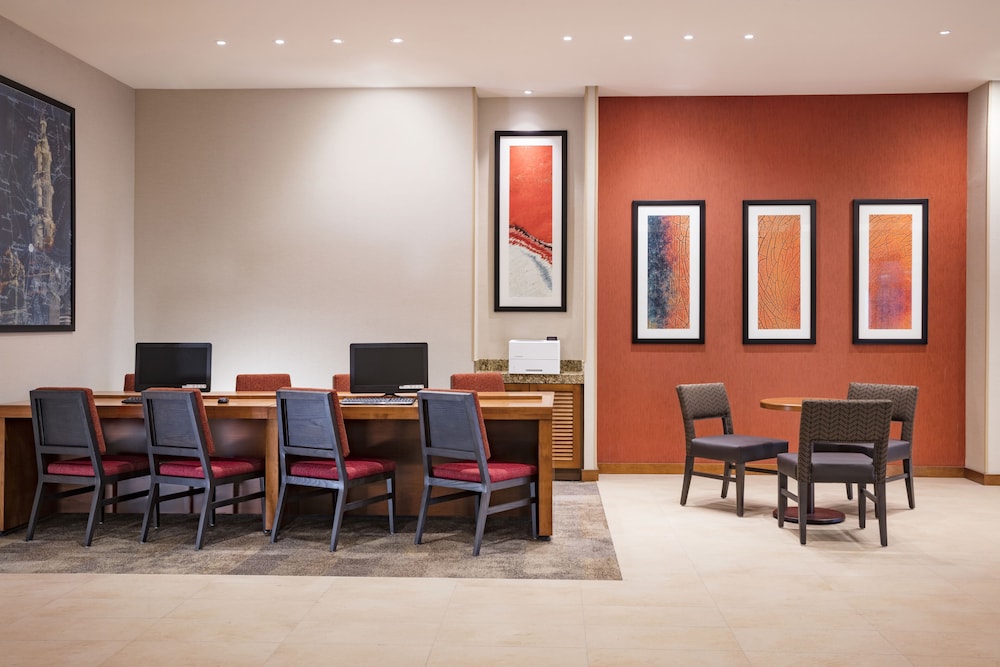 Hyatt Place Aguascalientes Bonaterra 53/59