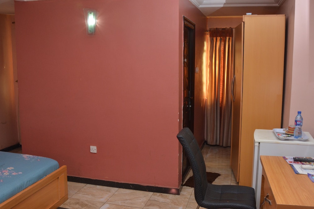 Marblebrand Hotel 38/42