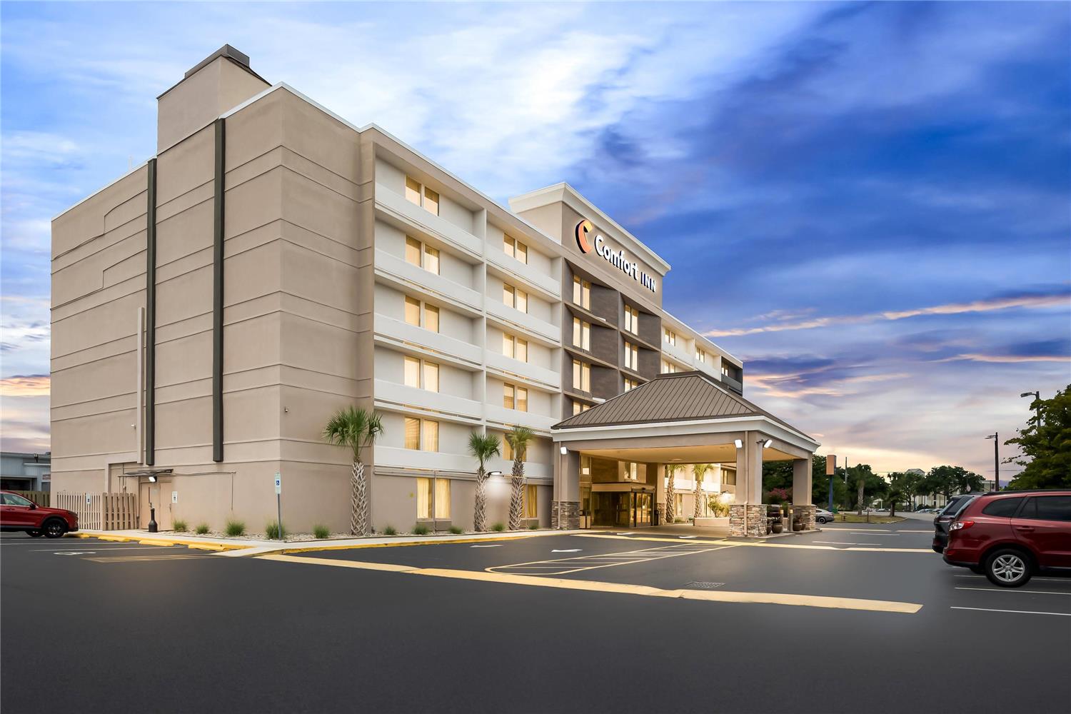 Comfort Inn University Wilmington NC 24/27