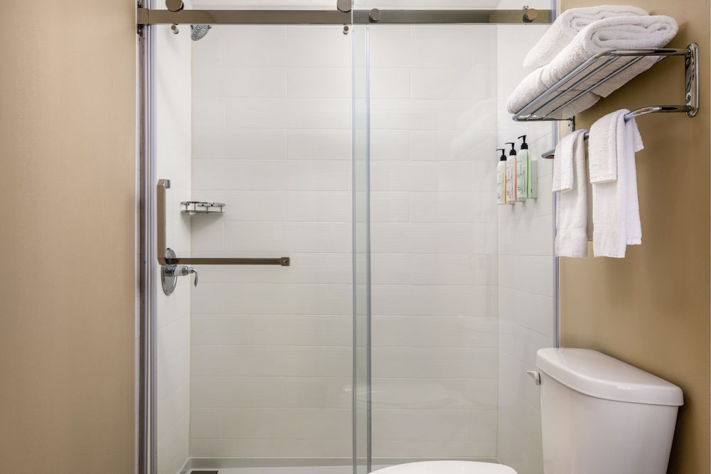 SpringHill Suites by Marriott Sarasota Bradenton 33/34