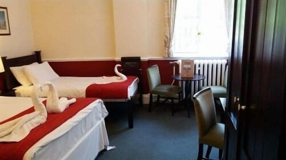 SUITE, SINGLE, DOUBLE BED, WITH EXTRA BED