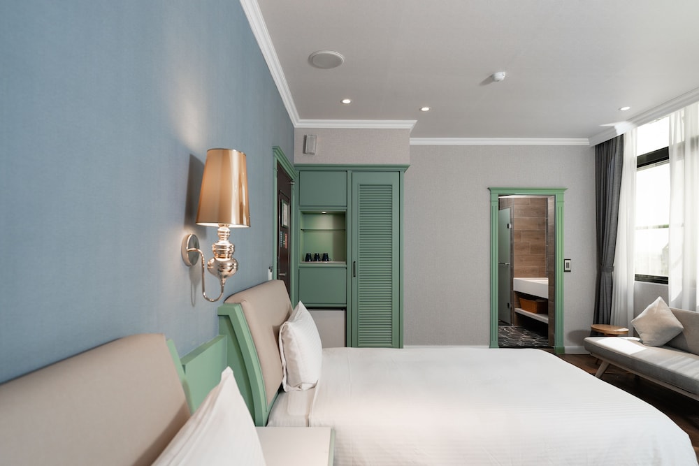Fu Hsiang Hotel 47/68