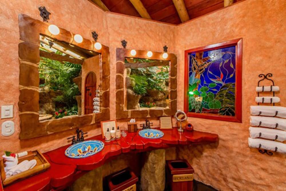 The Peace Lodge At La Paz Waterfall Gardens 41/63