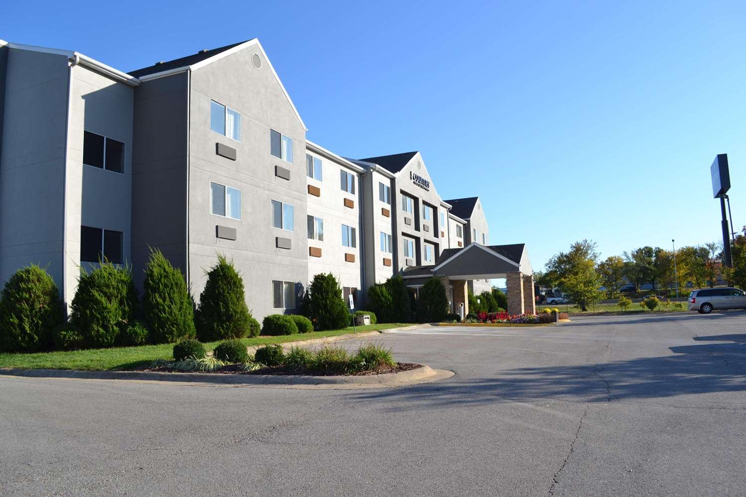 Country Inn & Suites by Radisson, Fairview Heights, IL 38/39