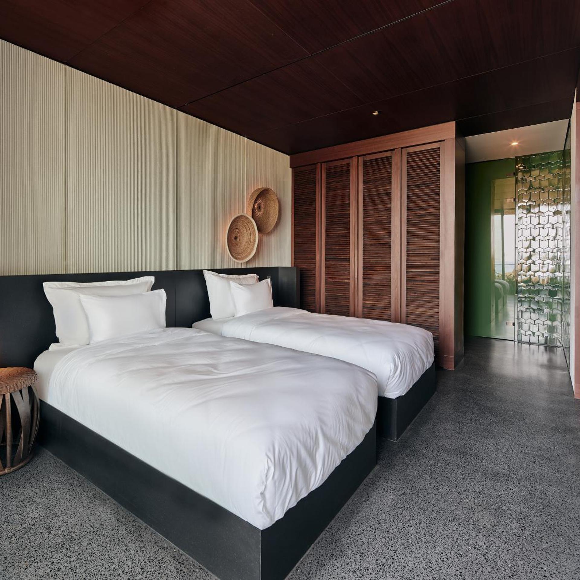 3 Bedrooms, Duplex, Lagoon, Single Bed
