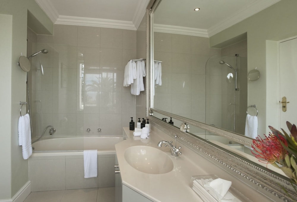 The Clarendon - Fresnaye 45/50