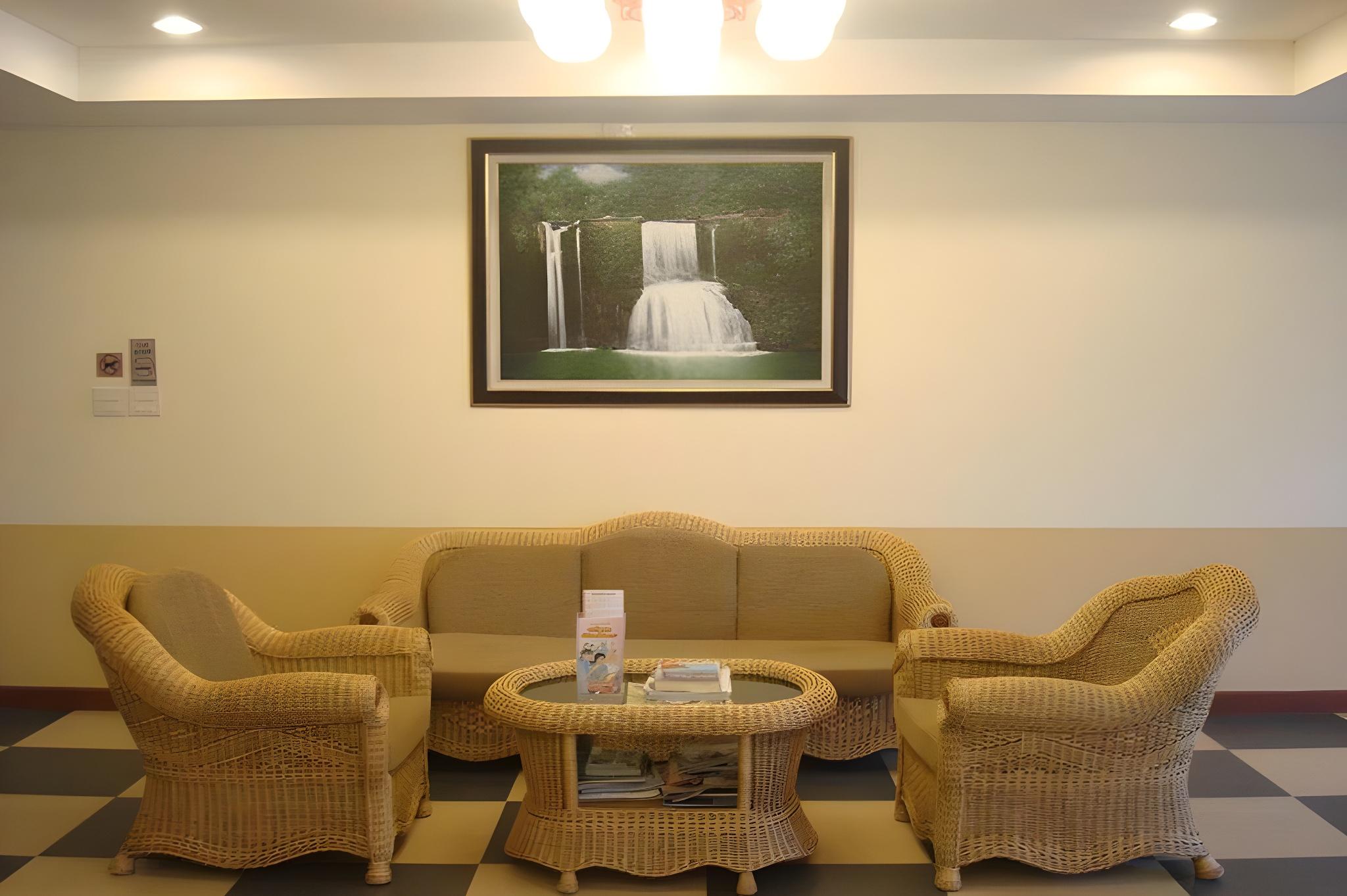 Trat Center Hotel 29/38