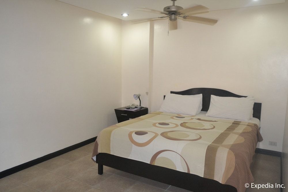 Boomerang Hotel 19/63