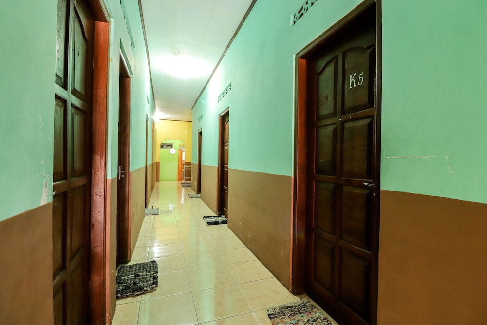 Penginapan Roro Mendut by ZUZU 32/50