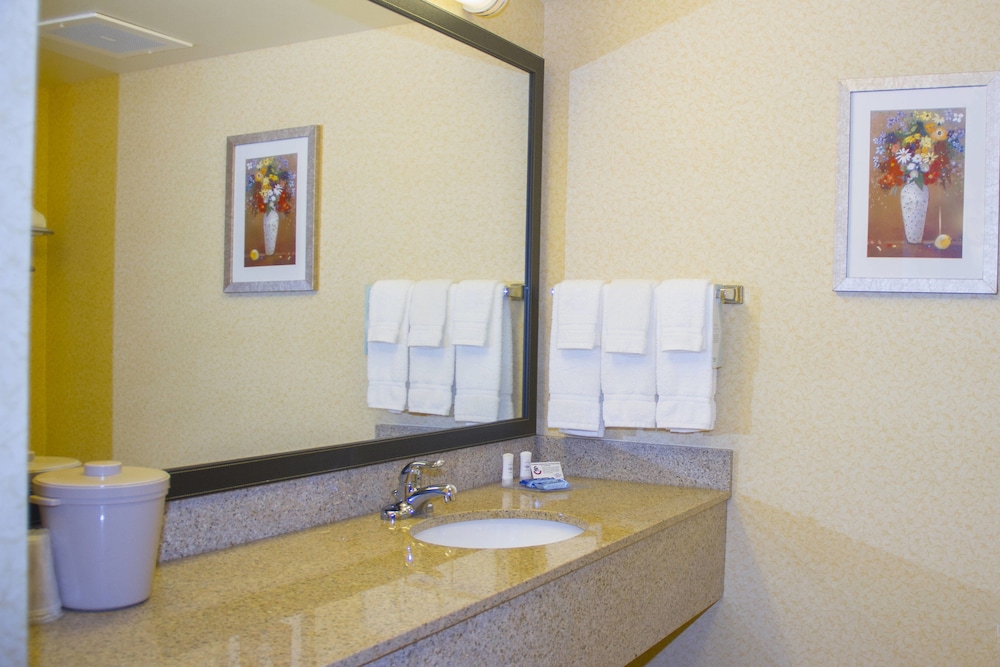 Fairfield Inn And Suites Fort Walton Beach Eglin Afb 19/27