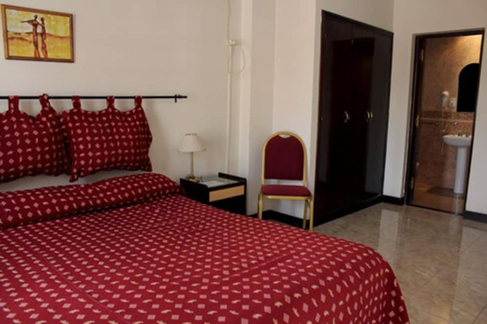 Marilian Hotel 11/44