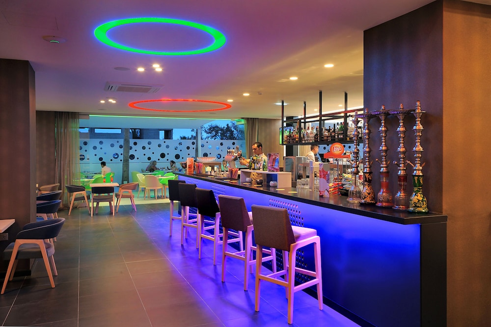 Nelia Beach Hotel & Spa 44/67