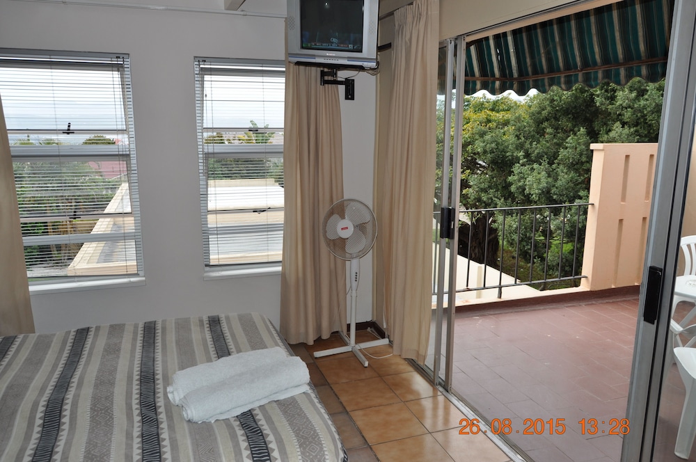 Amakaya Backpackers 7/33