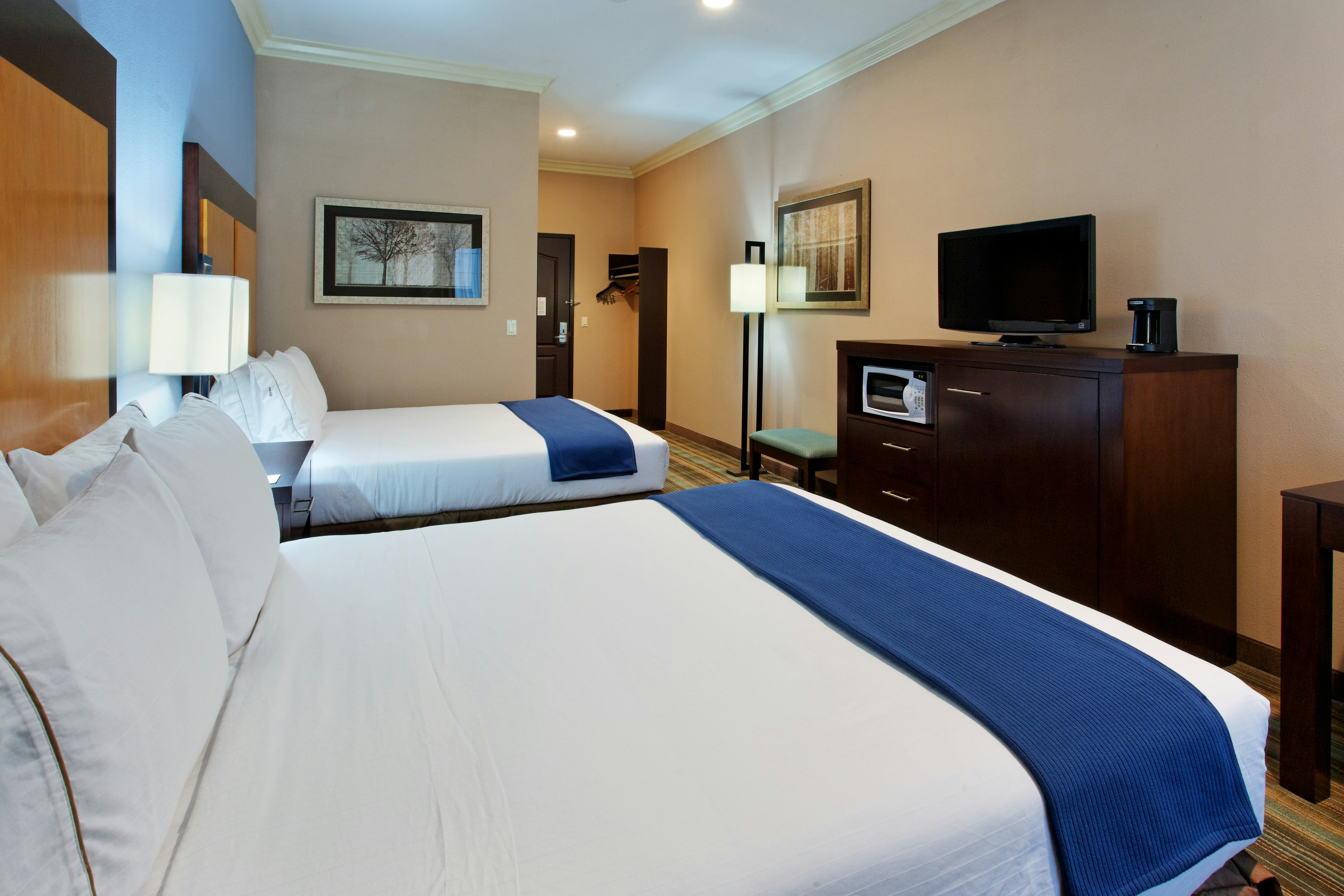 Holiday Inn Express Benicia 15/56