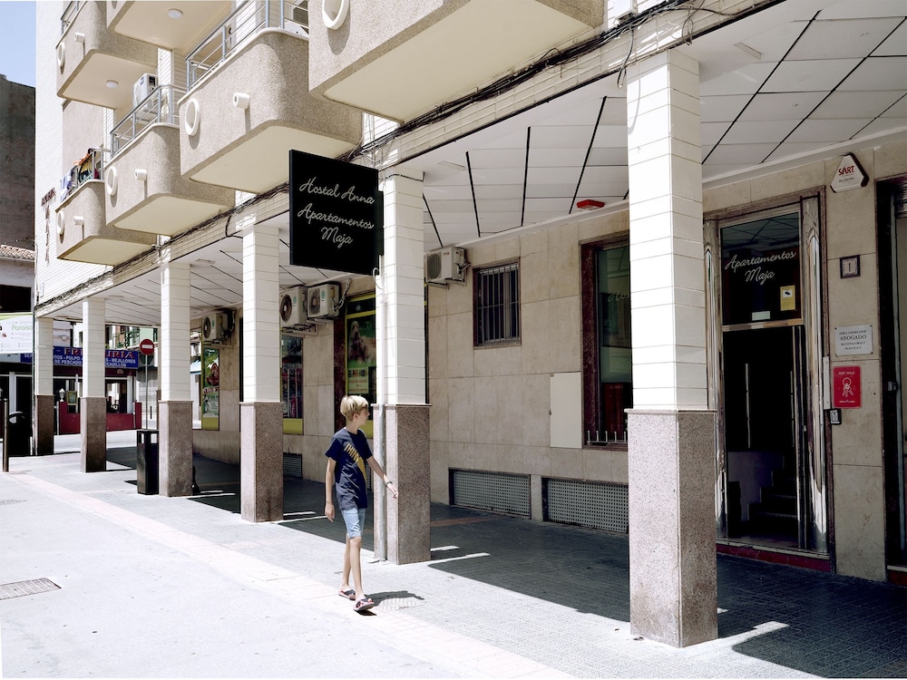 Hostal Anna Benidorm 26/34