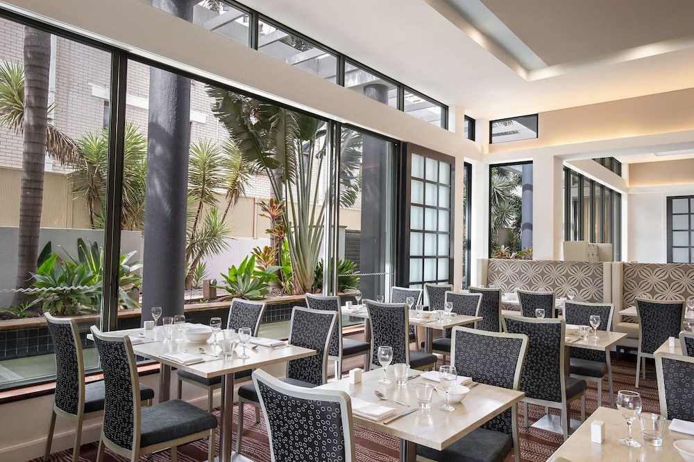 Mantra Legends Surfers Paradise 70/76