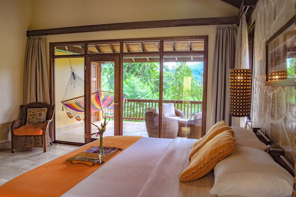Sleeping Giant Rainforest Lodge 15/51