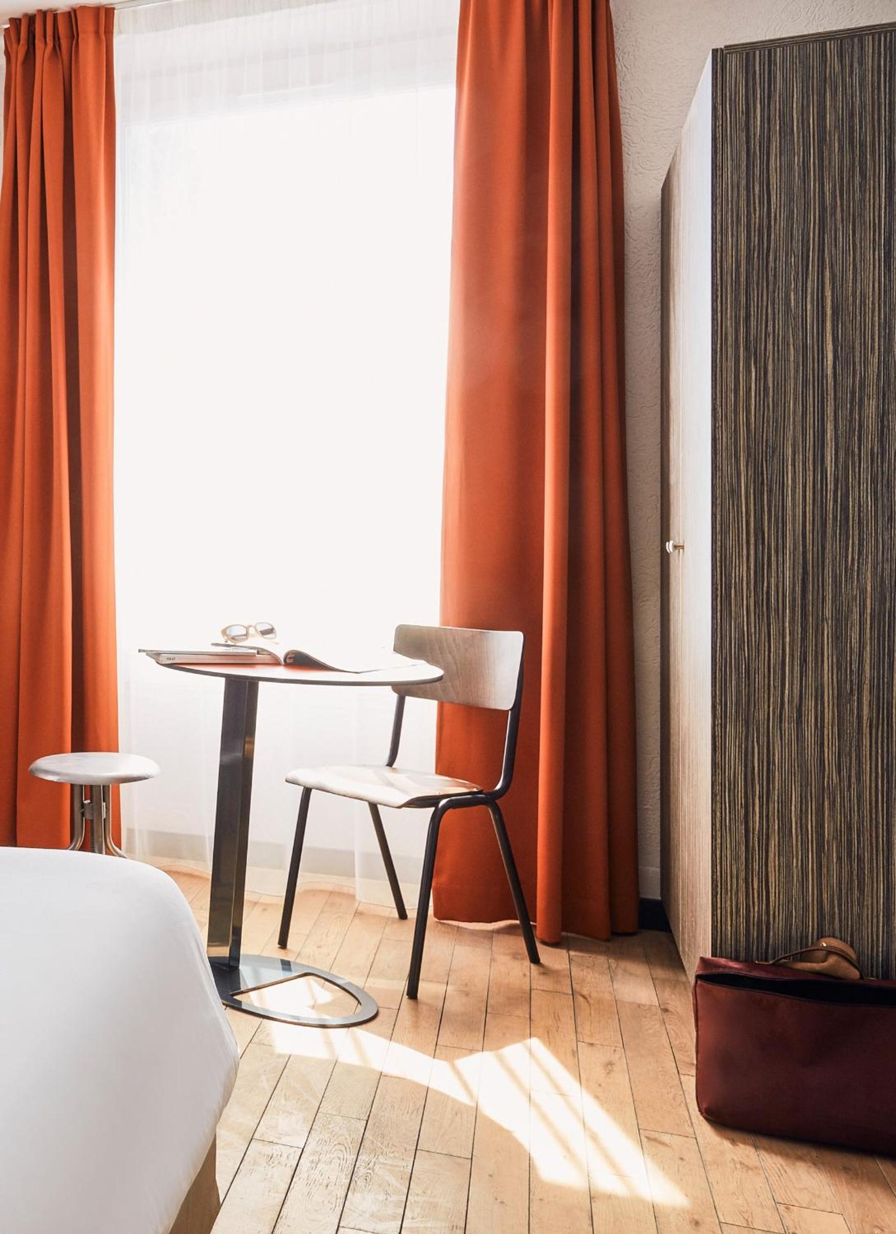 غرفة قياسية بسرير كينج، Ibis Styles Hyeres Rooftop & Spa 4/6