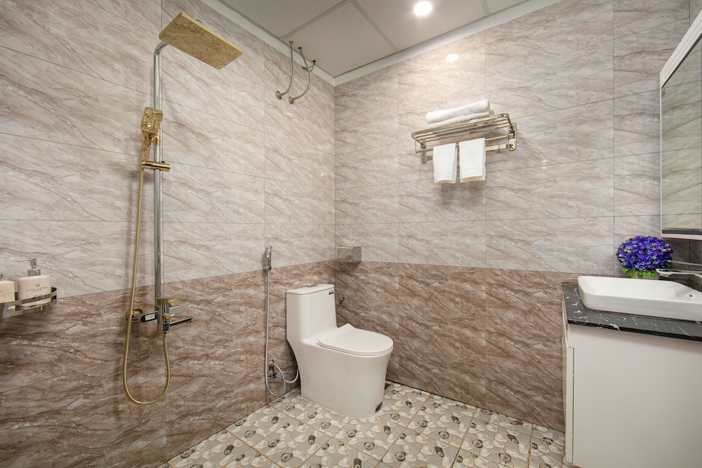 Hanoi Airport Suites Hostel & Travel 25/25