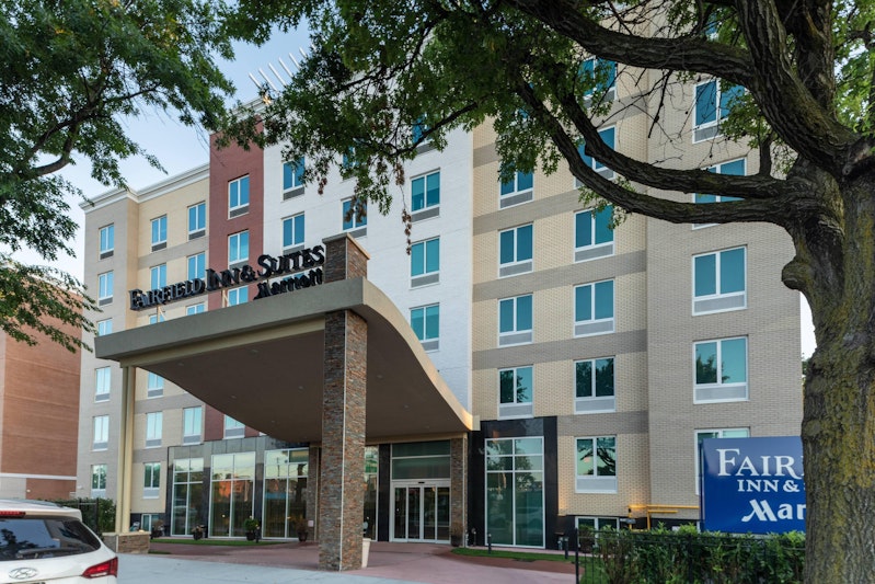 Fairfield Inn Suites New York Queens Fresh Meadows 2/43