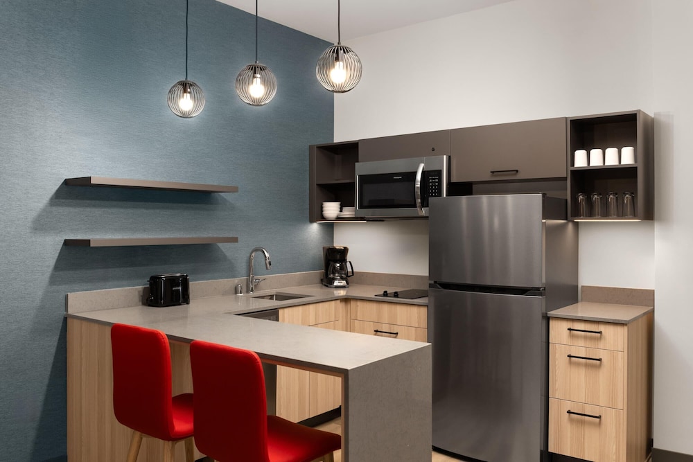 Hawthorn Extended Stay by Wyndham Leavenworth 47/61