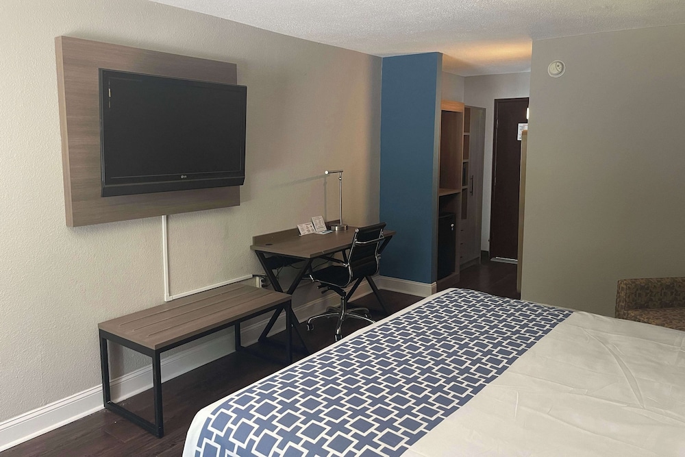 Wingate by Wyndham Columbia/Fort Jackson 40/50