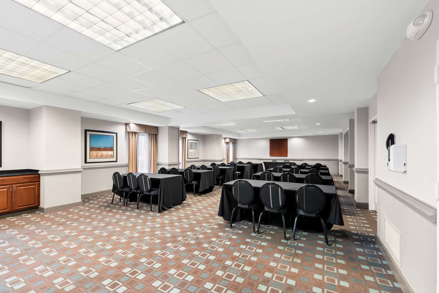 Hampton Inn Pennsville 40/48