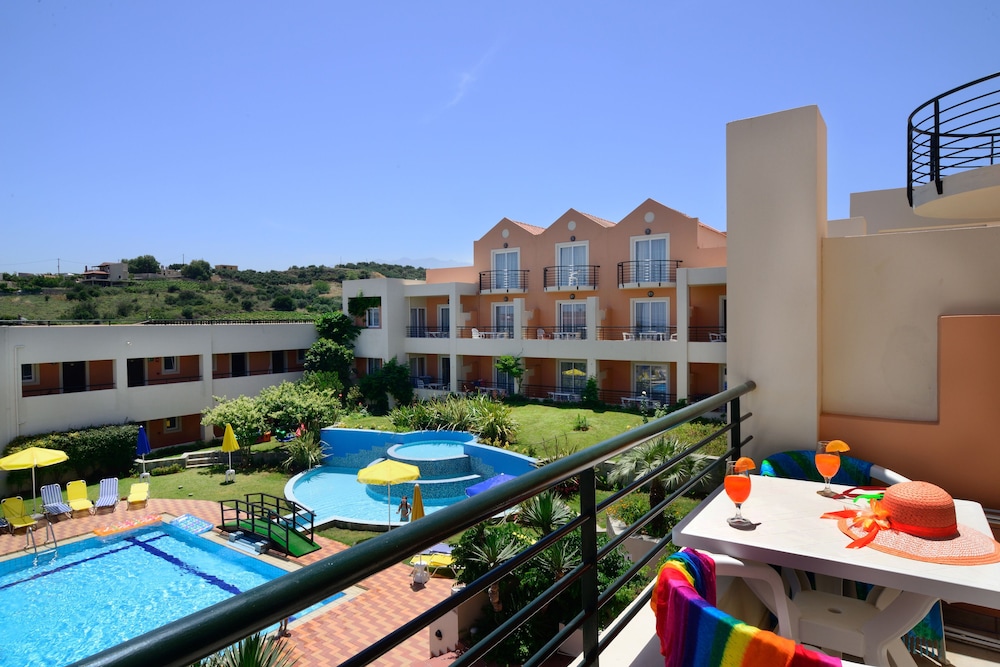 Pegasus Hotel 45/50