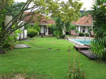 Baanchuengkao Resort Ranong 1/29