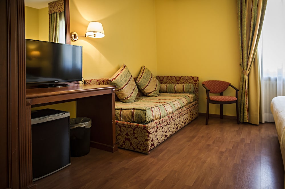Hotel Cinzia 31/50
