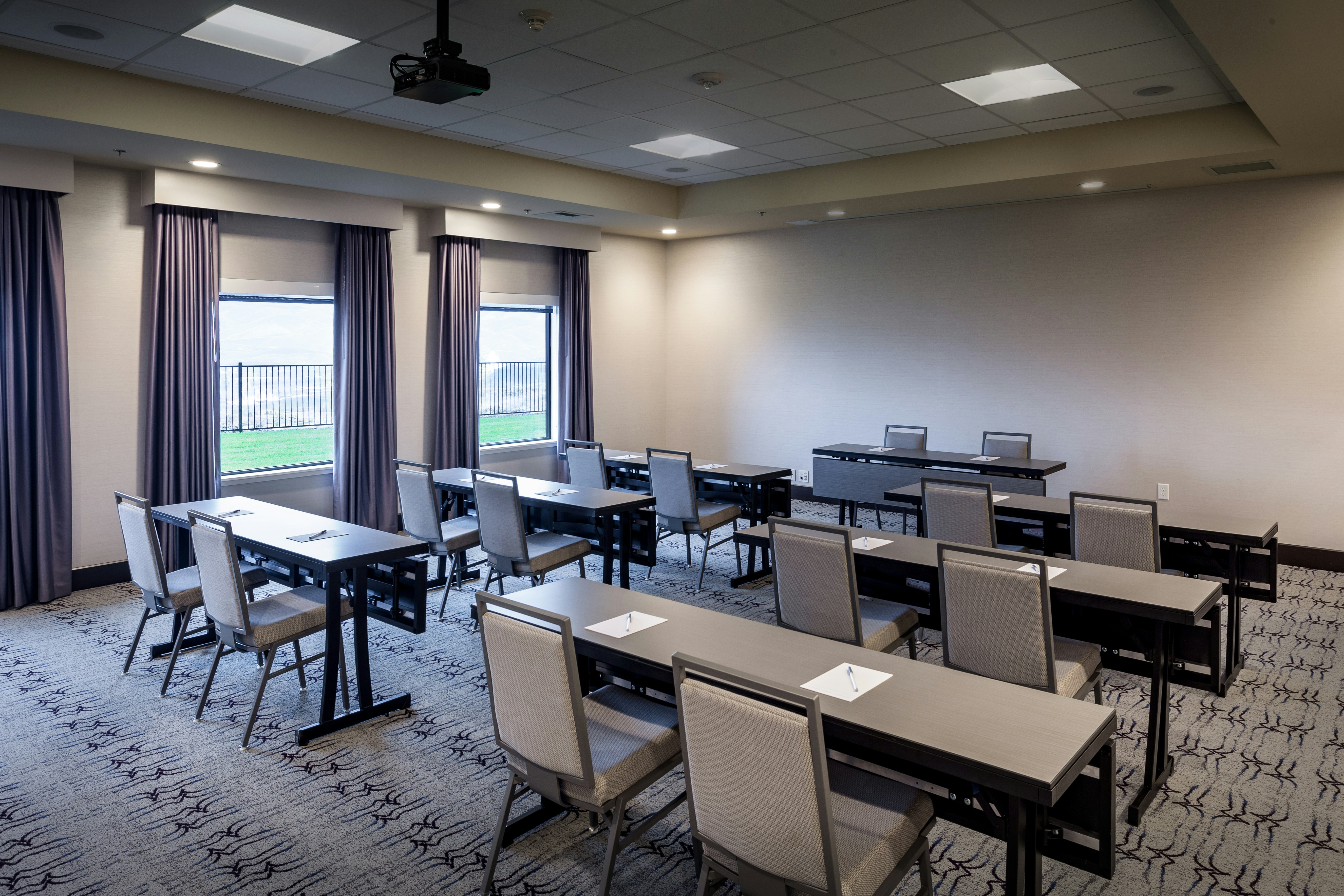 Hampton Inn Lewiston ID 35/42