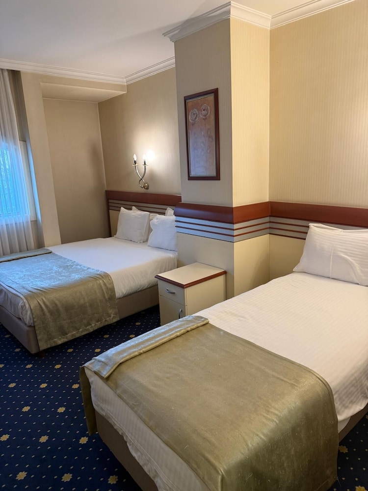 Akar International Hotel 15/50