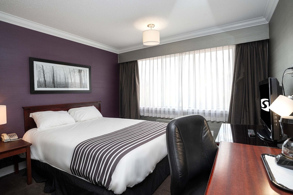 Sandman Hotel & Suites Williams Lake 12/40