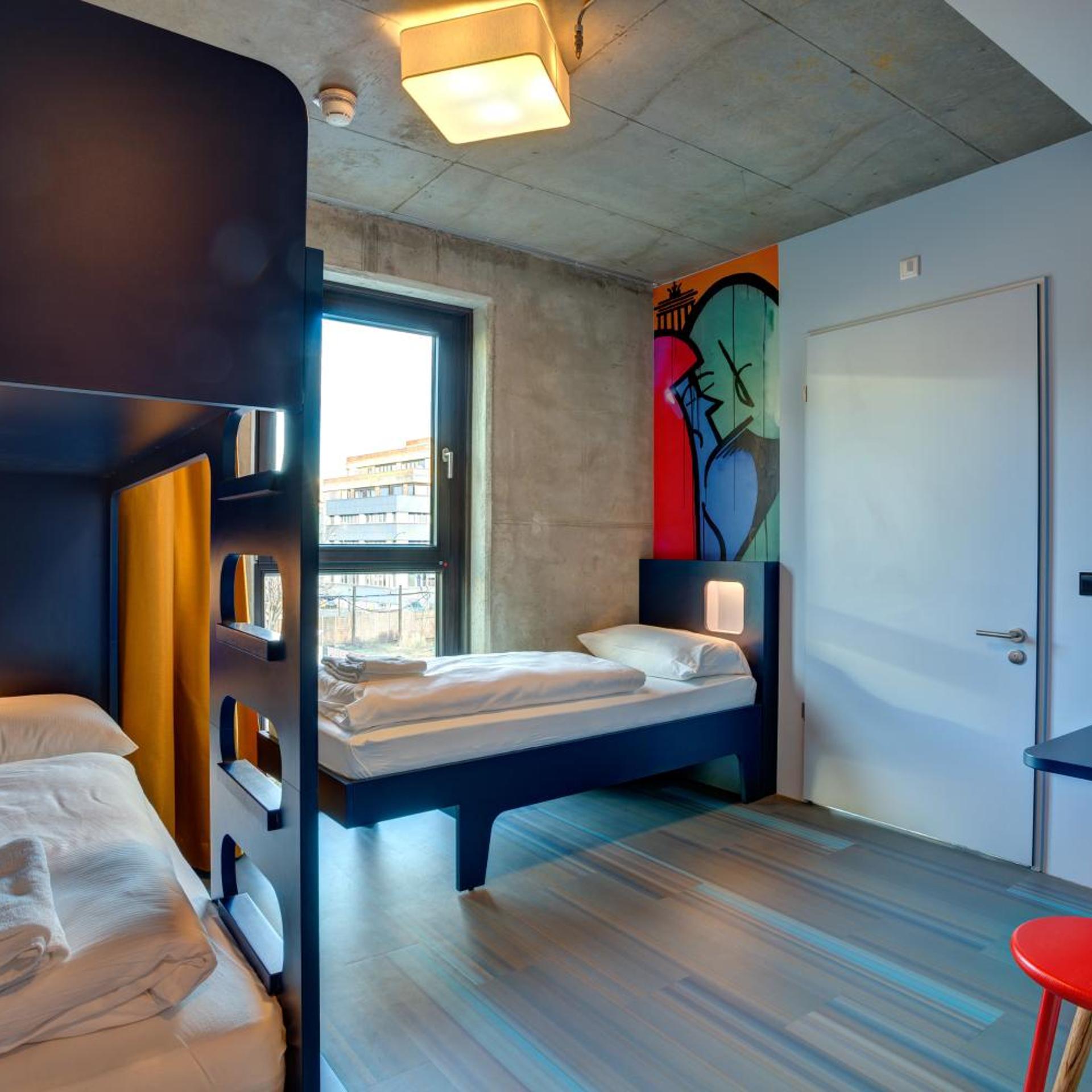 MEININGER Hotel Berlin East Side Gallery 23/52