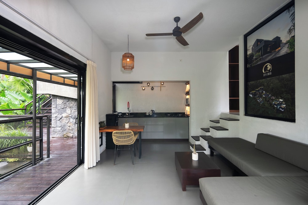 Zenubud Villa 8/46