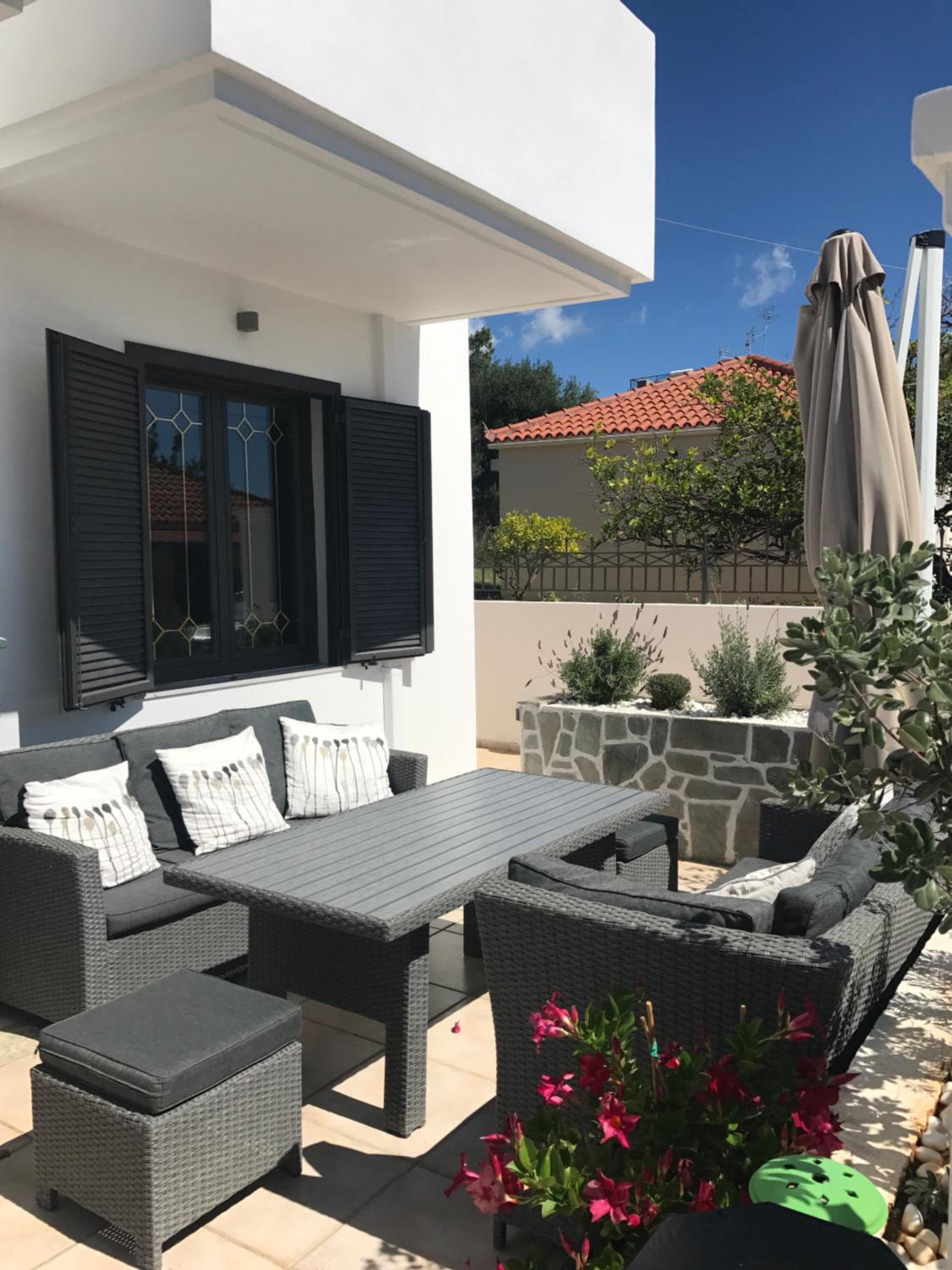 Natalies Hotel and Apartments 38/54