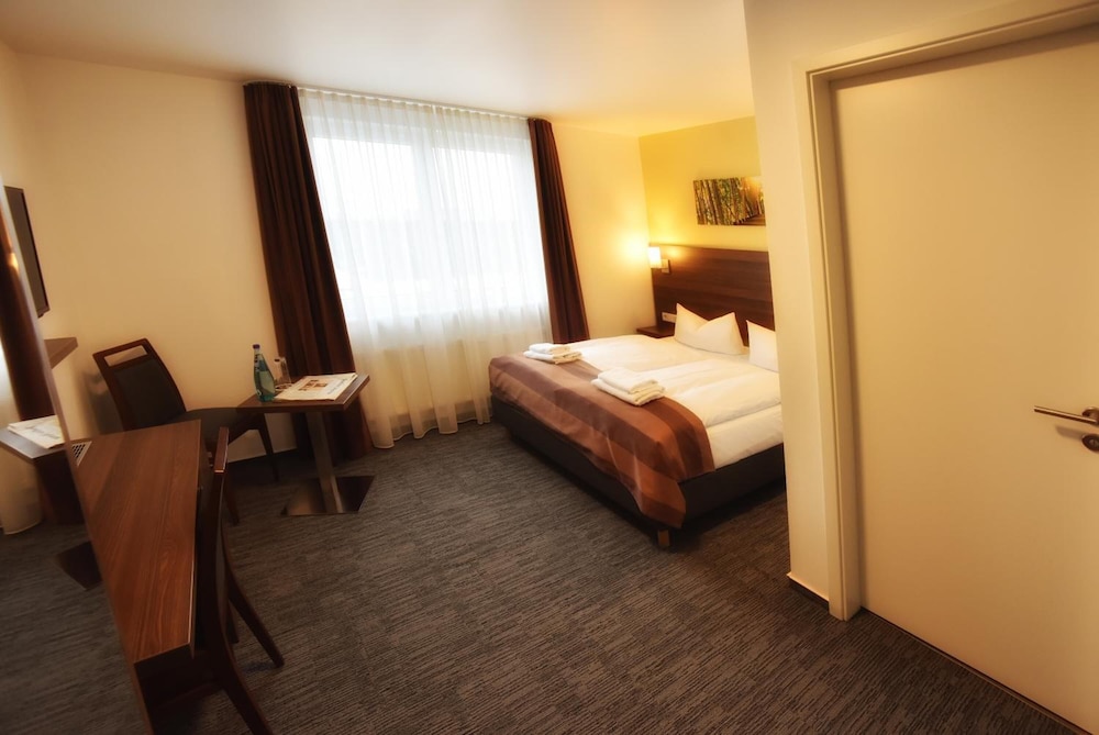 Hotel Little Paris 14/59