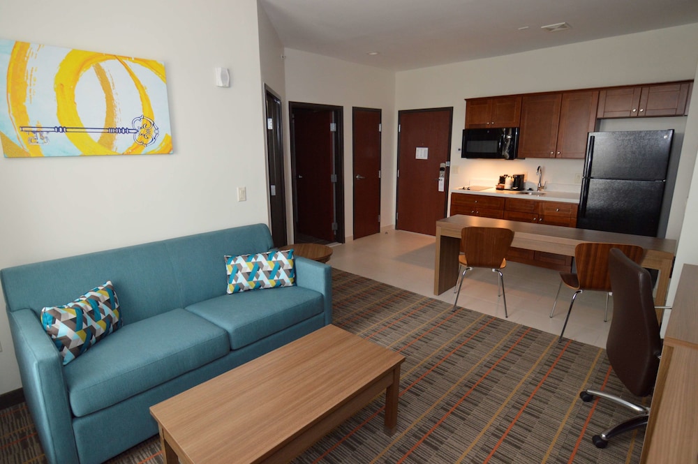 Best Western Ingleside Inn & Suites 27/37