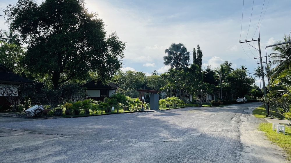 Suan Ban Krut Beach Resort 53/66