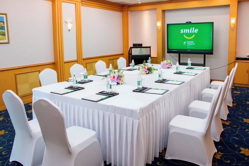 Holiday Inn Donghua 42/49