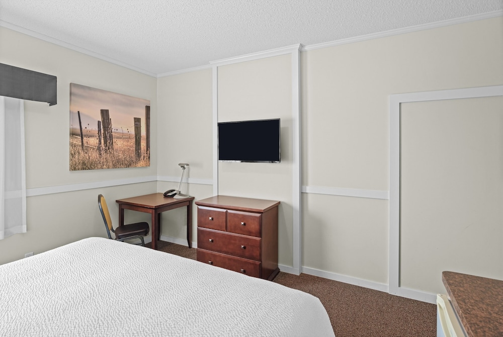 Days Inn by Wyndham Lamont 21/50
