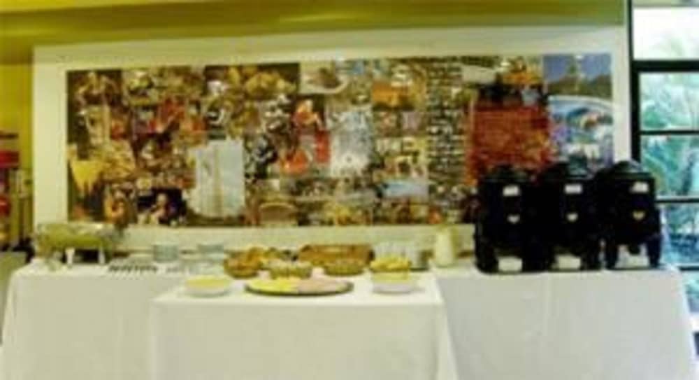 Sarmiento Palace Hotel 6/50