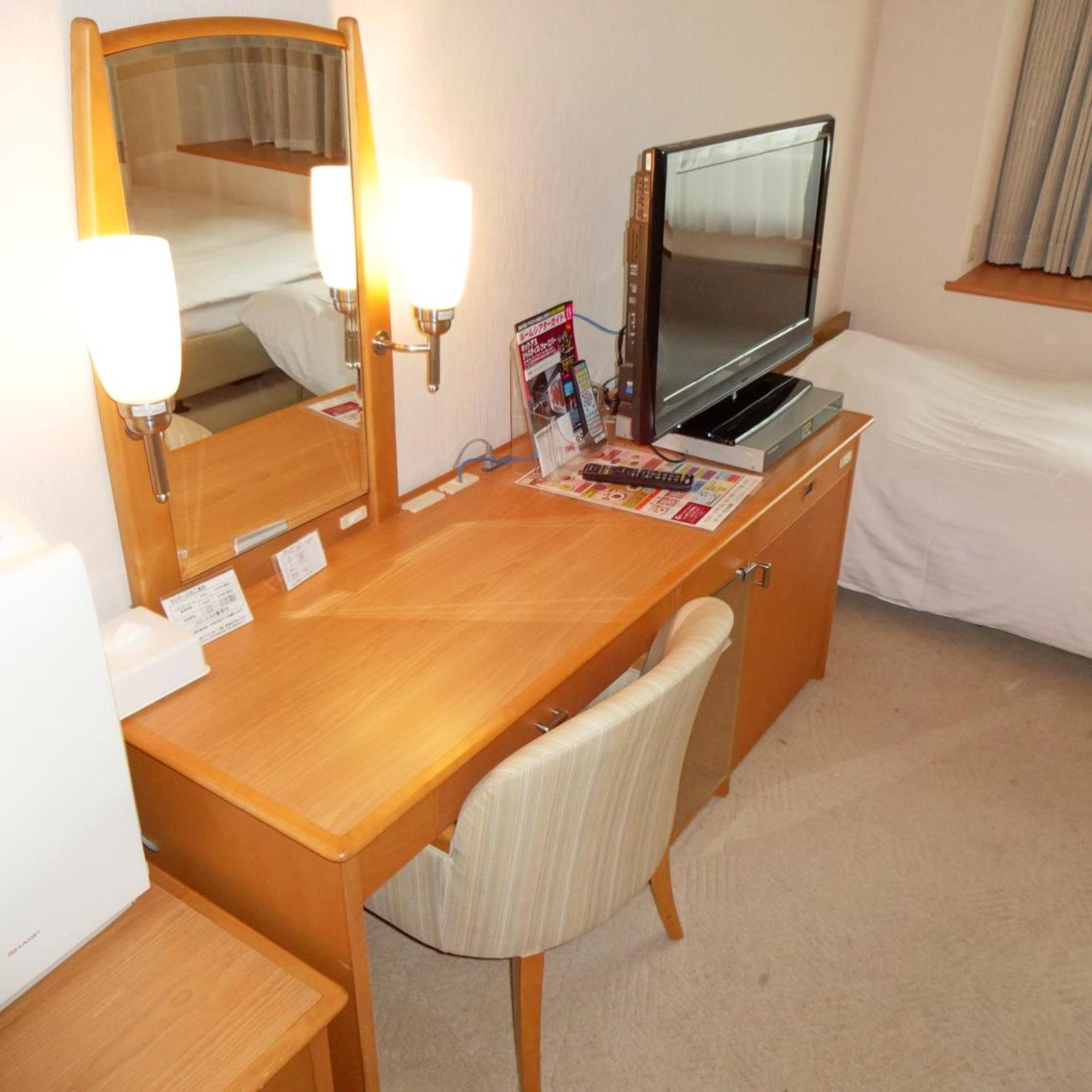 Room, Triple, Kobe Luminous Hotel 7/8