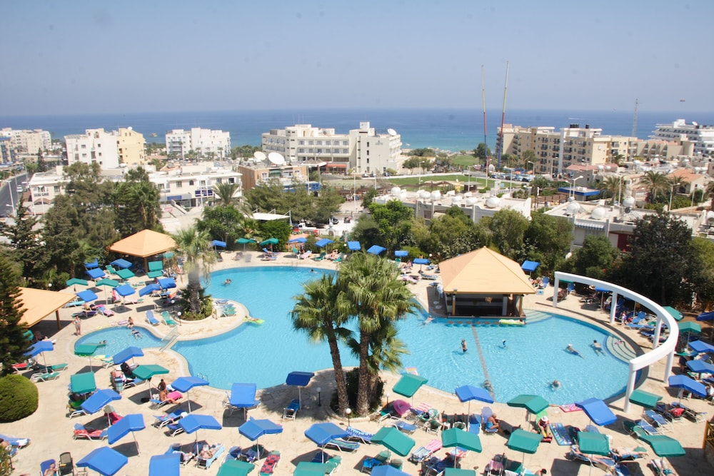 Antigoni Hotel 38/50