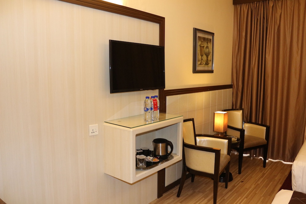 Al Khaleej Grand Hotel 35/50